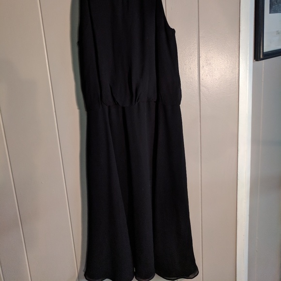Black knee length dress - Picture 6 of 6